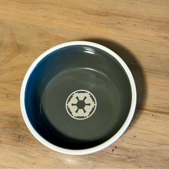 Star Wars Imperial Pet Bowl Dish Chewy Ceramic Dog Cat TIE Fighter Gray - Picture 3 of 7